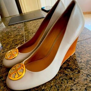 Tory Burch Wedge Pump size 6.5